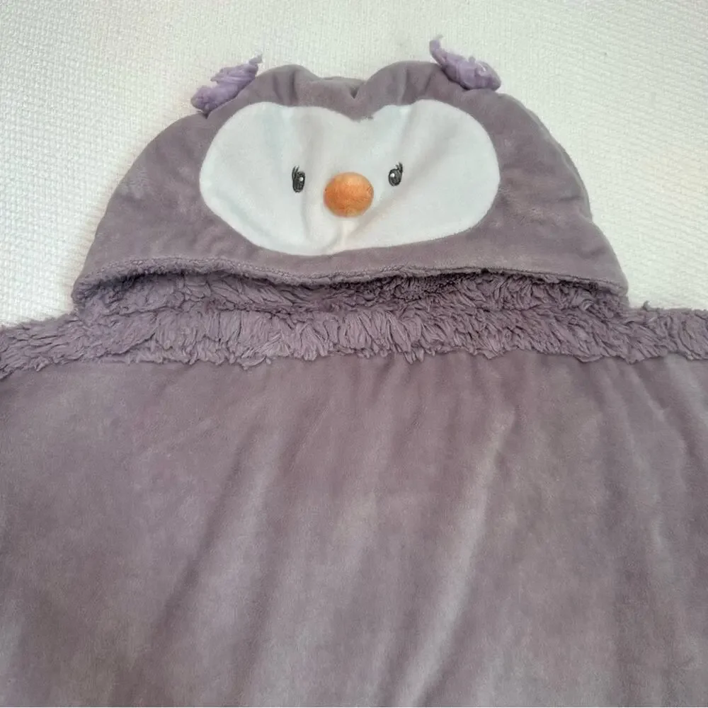 Gund Quinn the owl hooded blanket